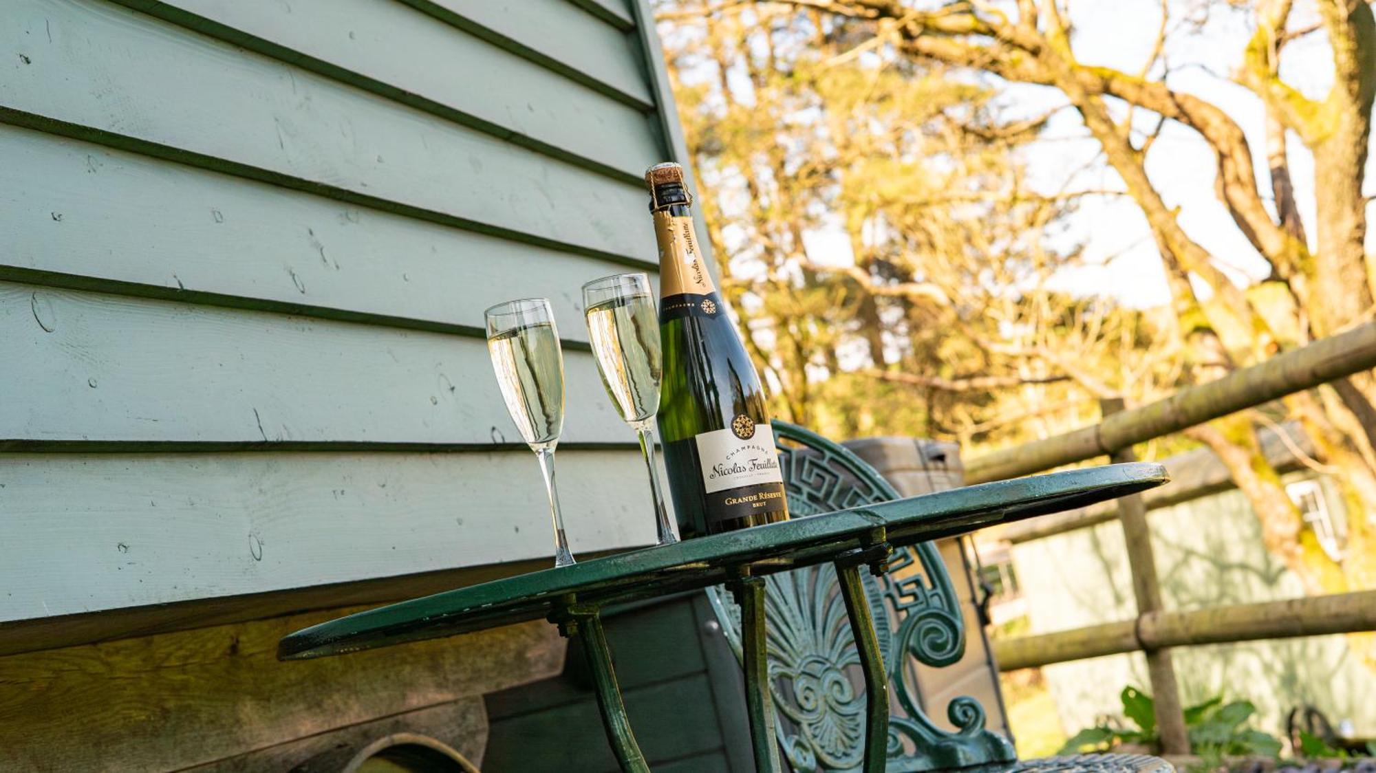 Гостьовий будинок Lavender Retreat With Private Hot Tub Upper Hulme Екстер'єр фото